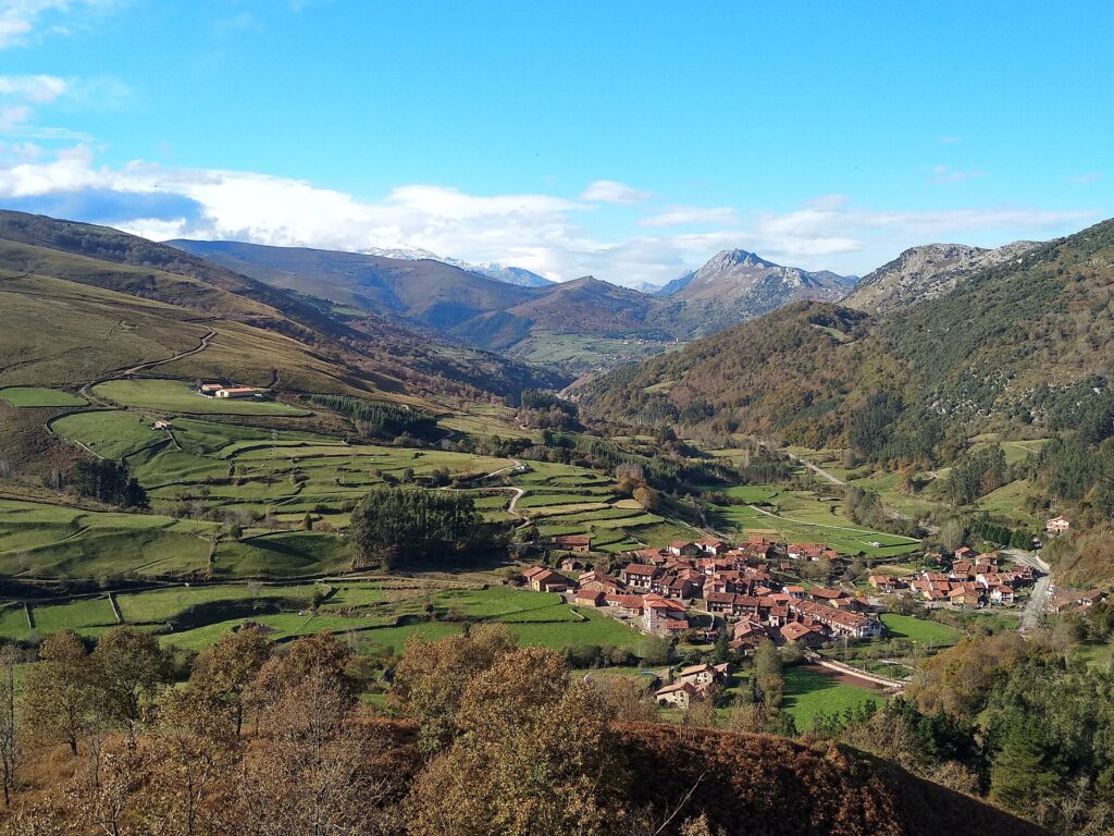 Carmona, en el valle de Cabuérniga
