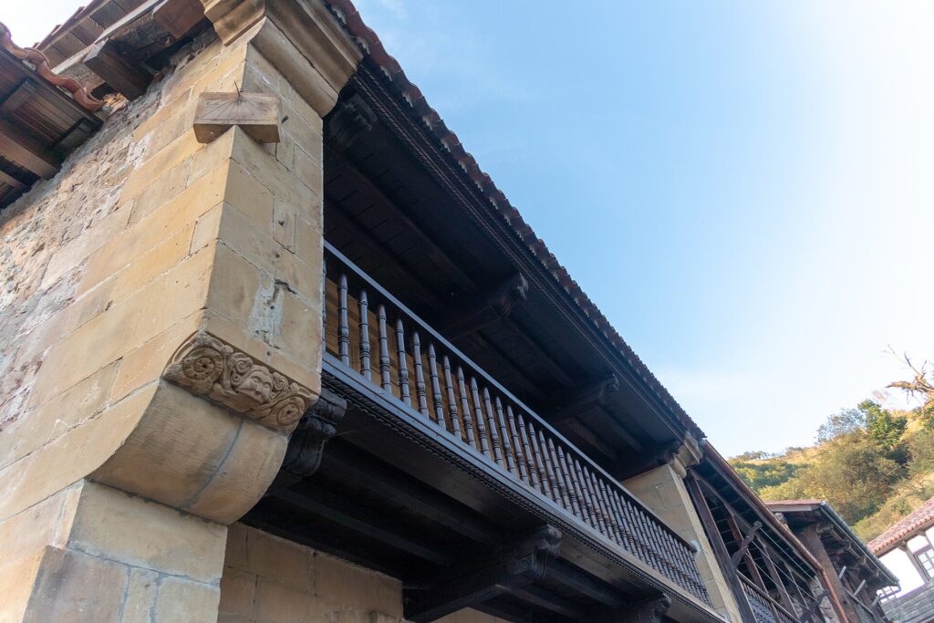 Casa Rectoral de Bárcena Mayor